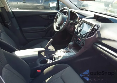 2018 Subaru Impreza 2.0I Premium z USA, uszkodzony, nr VIN 4S3GKAB69J3619499